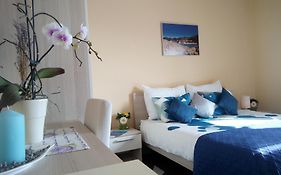 Marina Guesthouse